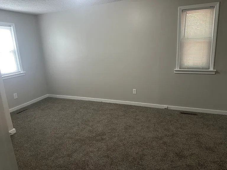 106 Juniper Ln — Photo 6