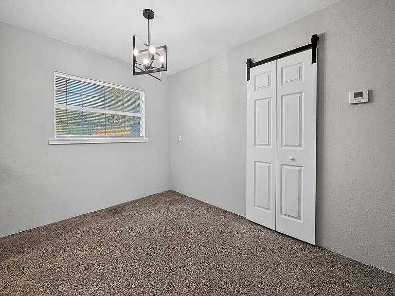 510 Barrow Ave — Photo 22
