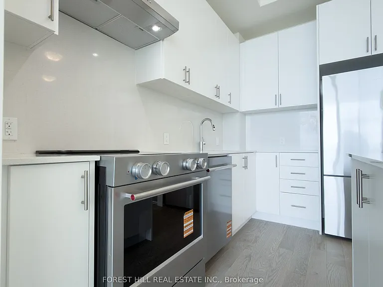27 Korda Gate #Penthouse 108 — Photo 29
