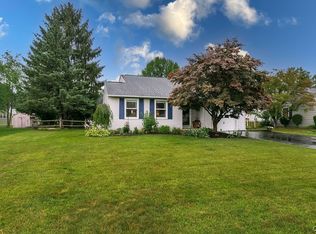 107 Colchester Rd, Minoa, NY 13116