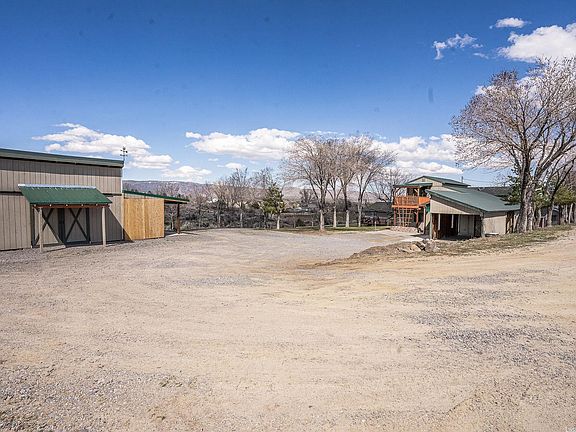 5th image of 698-950 Gold Crest Ln