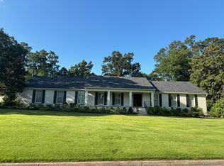 539 Valley Club Cir, Little Rock, AR 72212