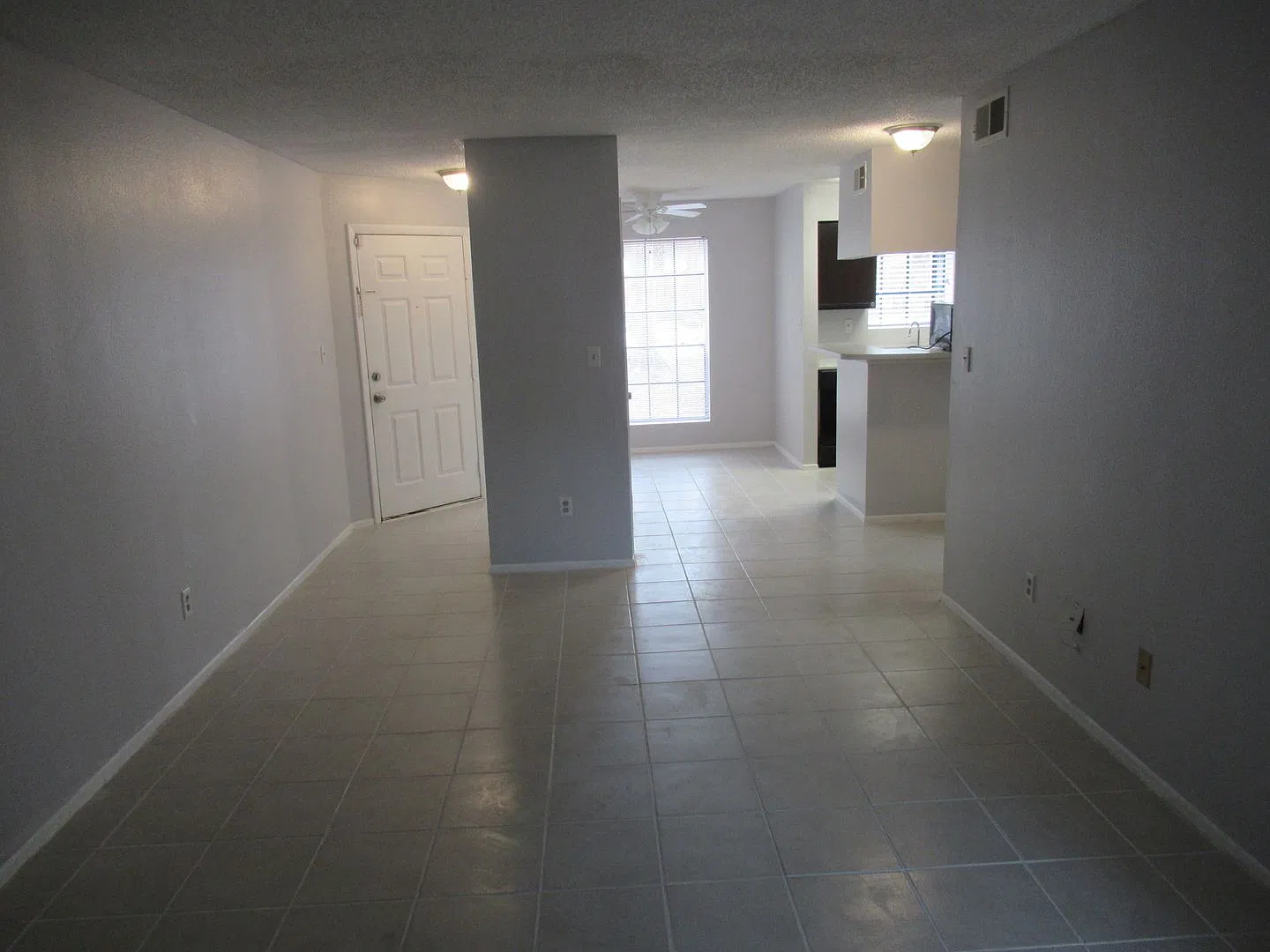 8714 Mallard Reserve Dr — Photo 3