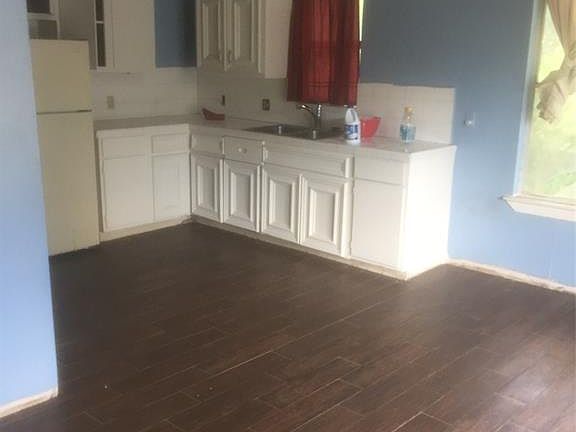 4th image of 2716 Harrington St