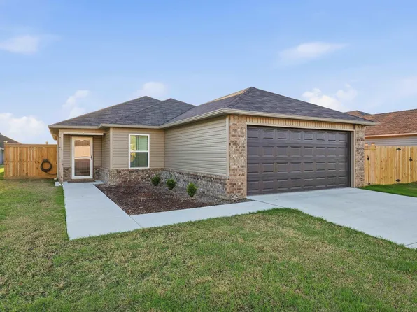 4 Fallen Oak Dr, Conway, AR 72032