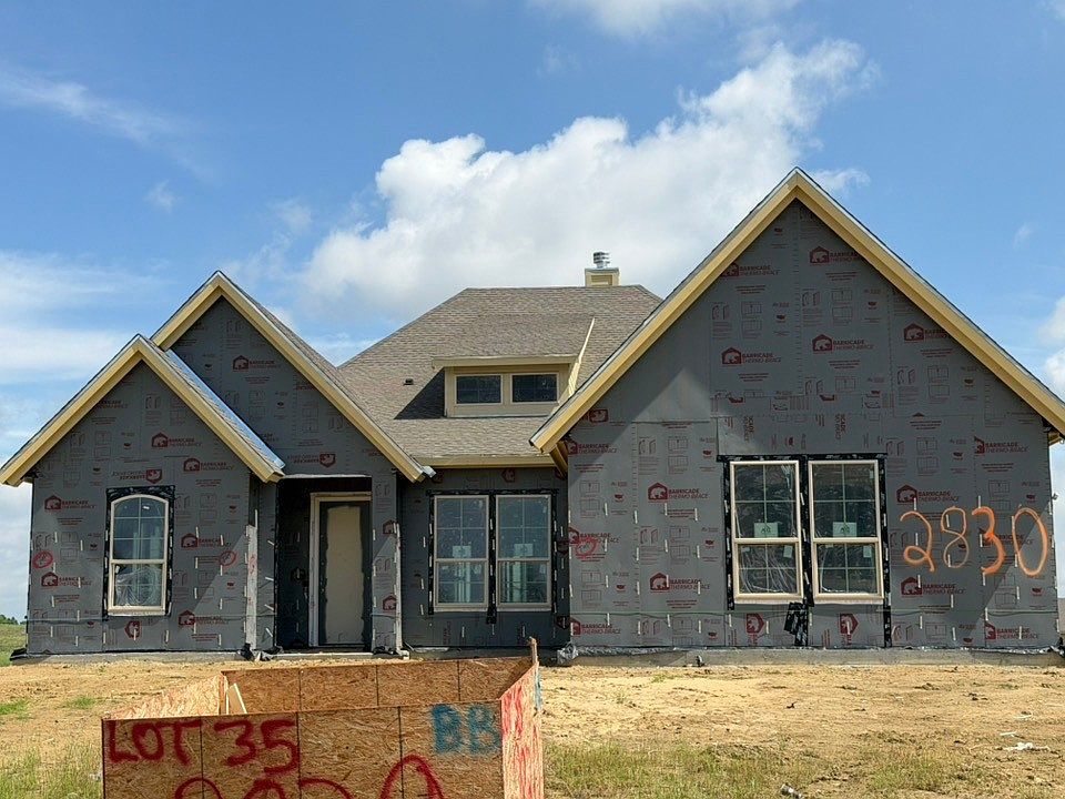 2nd image of 2830 Geneva Way