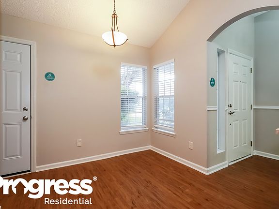 5th image of 8284 Stelling Dr