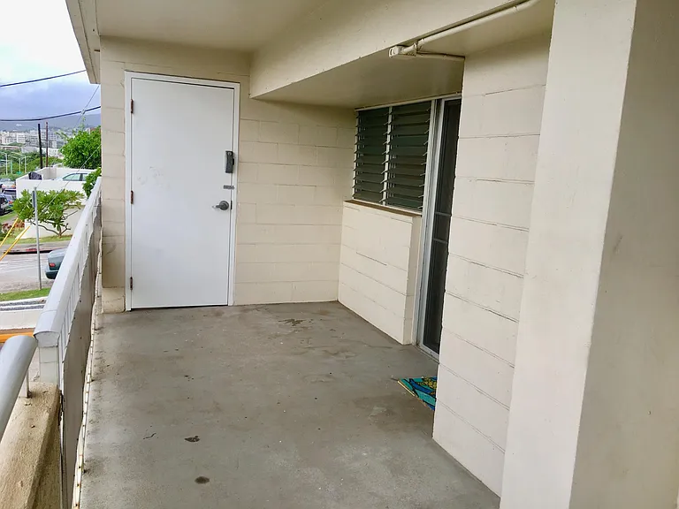 1547 Miller St — Photo 11