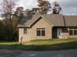 1211 Malerie Ln, Monongahela, PA 15063