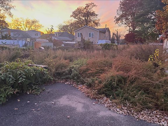 4th image of 14212 222nd Street
