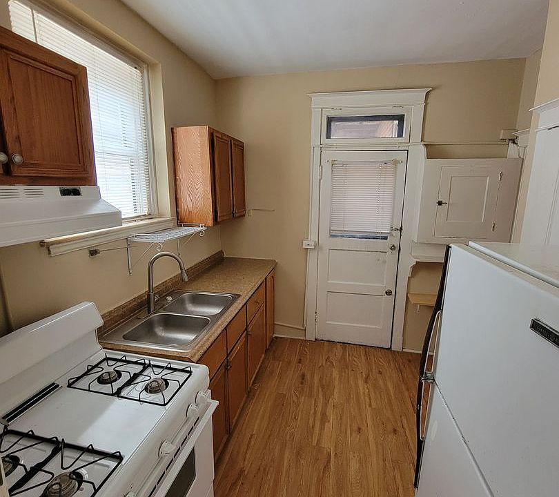 6300 Rosebury 6300 N Rosebury Ave Clayton MO Zillow