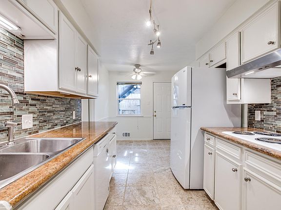 5th image of 3450 Asbury St