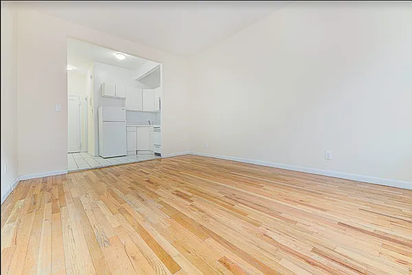 Rented by REAL New York | media 8