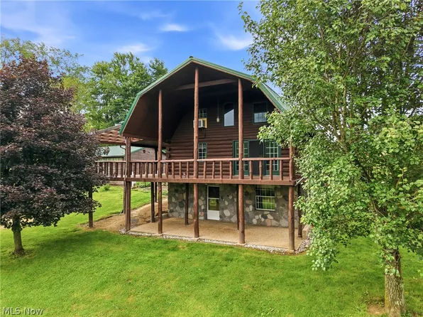 7374 Vale Rd, Rogers, OH 44455