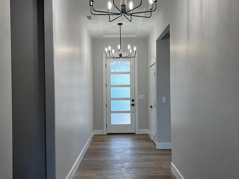 2326 Siena Ave — Photo 2