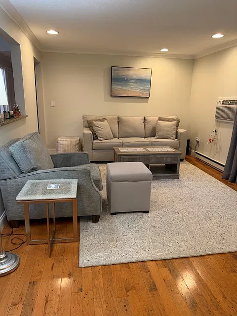 60-64 Carter St #12