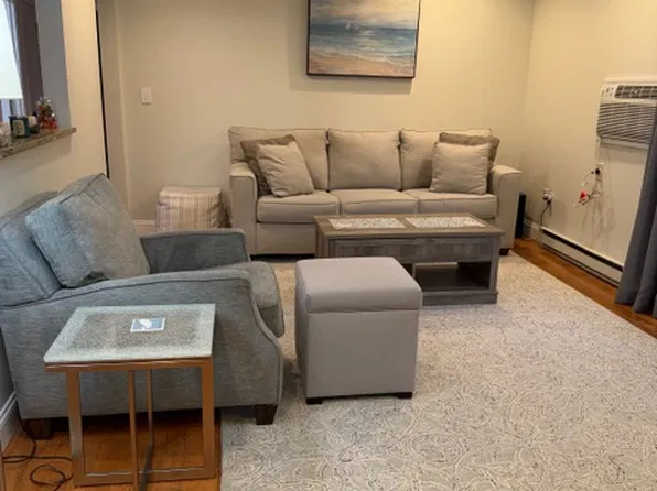 60-64 Carter St Unit 12, Newburyport, MA 01950