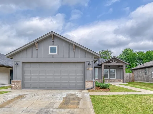20111 Park Ln, Harrah, OK 73045