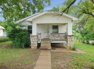 2633 S 36th St, Kansas City, KS 66106