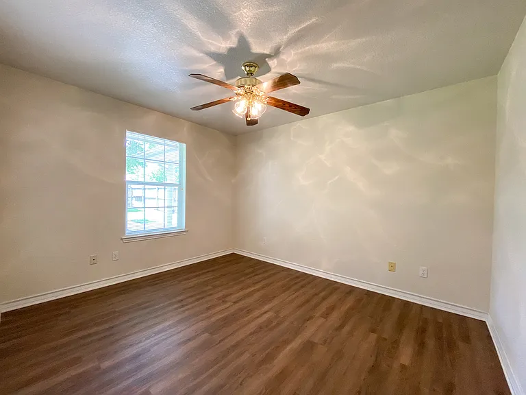 1663 Lantana Cir — Photo 14