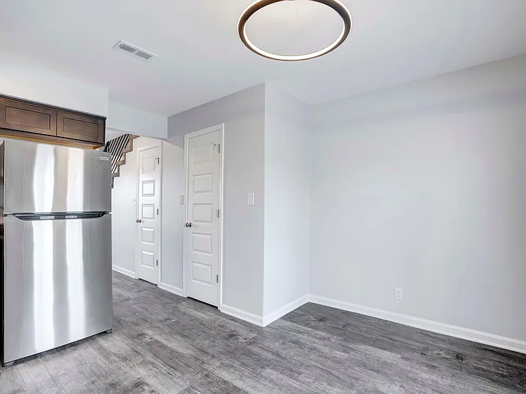 1108 Pembroke Oak Grove Rd #18 — Photo 26