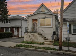 17 Emma Pl, Clifton City, NJ 07013