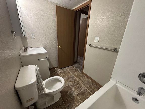 5th image of 1541 5th Ave APT B