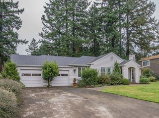 8426 SW 58th Ave, Portland, OR 97219