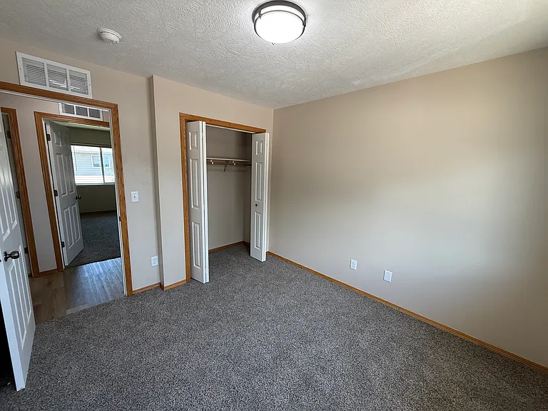 925 S Newcomb Ave #18 — Photo 8