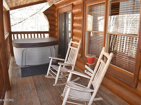 4th image of 2910 Piney Ridge Way