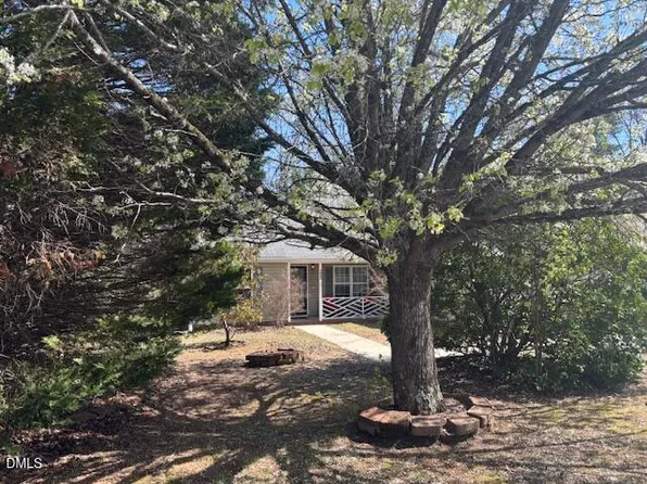 3009 Brookrun Dr, Jamestown, NC 27282