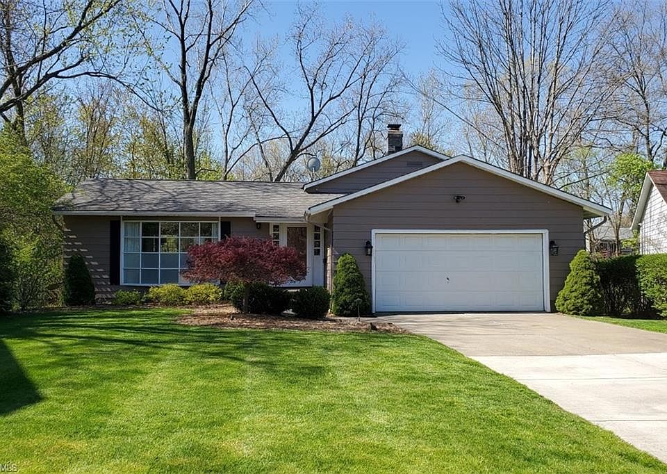1st image of 4622 S Lyn Cir