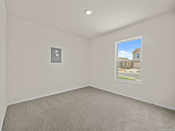 4th image of 3417 McCrae Crossing