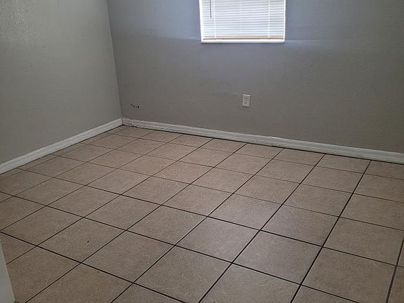 4th image of 3719 Ohio Ave APT 5