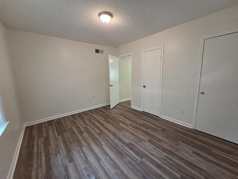 1495 Alta Vista Ave — Photo 10