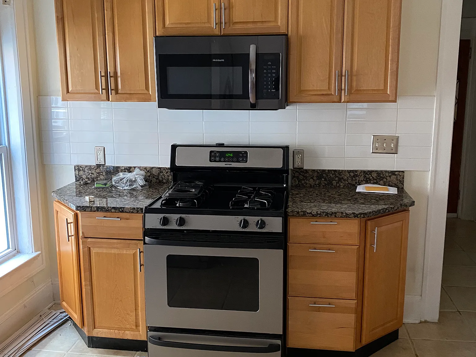 2 bed, 1700 sqft, $1,595 — Photo 2