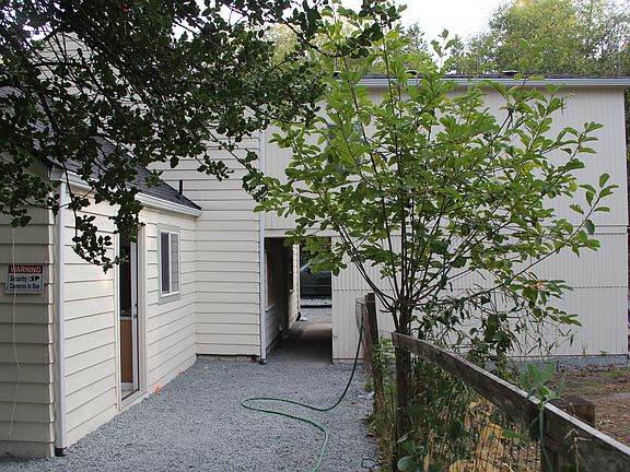 2nd image of 16932 Ash Way