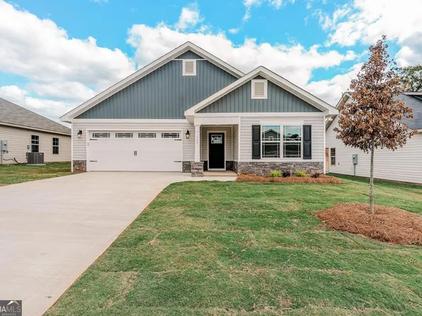 169 Red Tail Cir, Byron, GA 31008