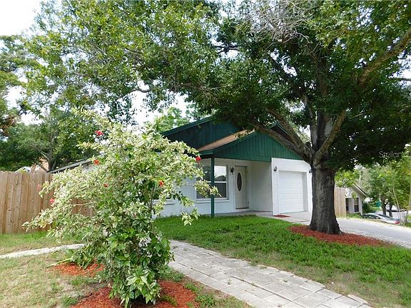 3rd image of 2665 Langstaff Dr