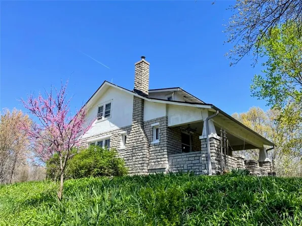 12702 E State Route 2, Freeman, MO 64746