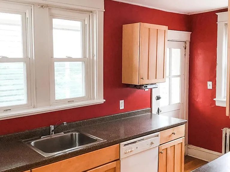 1122 N Clayton St #2 — Photo 4