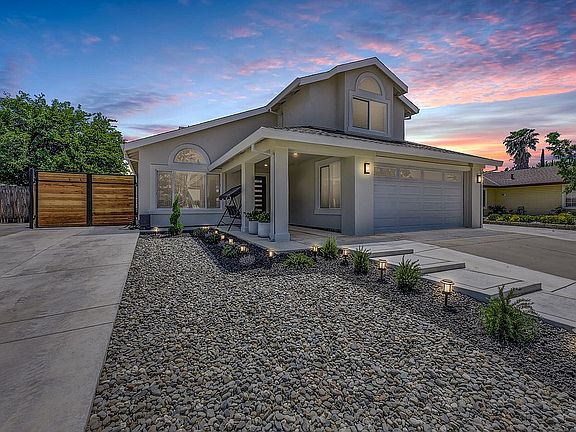 2nd image of 2926 Tamarind Ct