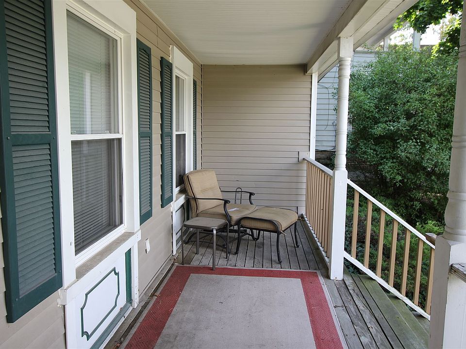 703 Washtenaw Porch
