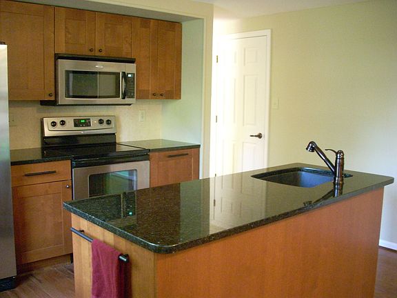 granite kitchen