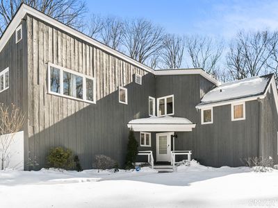 26 Burnwood Drive, Bloomfield, CT, 06002