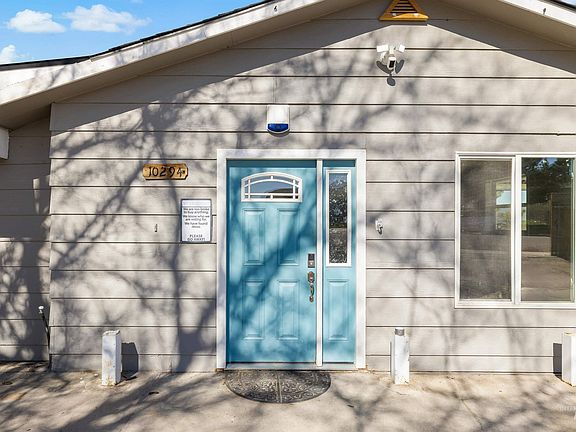3rd image of 10294 W Fox Ridge Dr