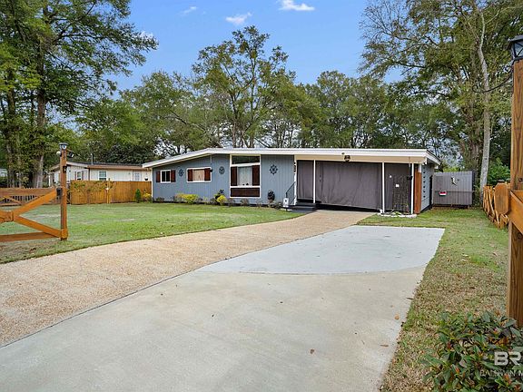 2nd image of 2004 Beau Terra Dr W