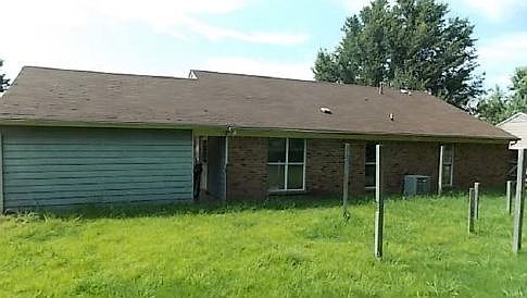 2nd image of 6800 Dunbarton Dr