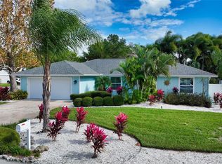 2203 78th St W, Bradenton, FL 34209