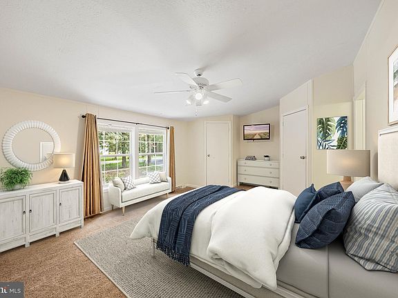 4th image of 24365 Kent Dr